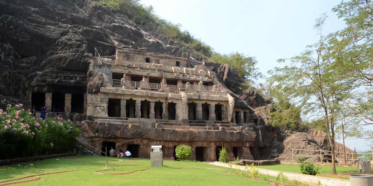 Undavalli Caves, Vijayawada